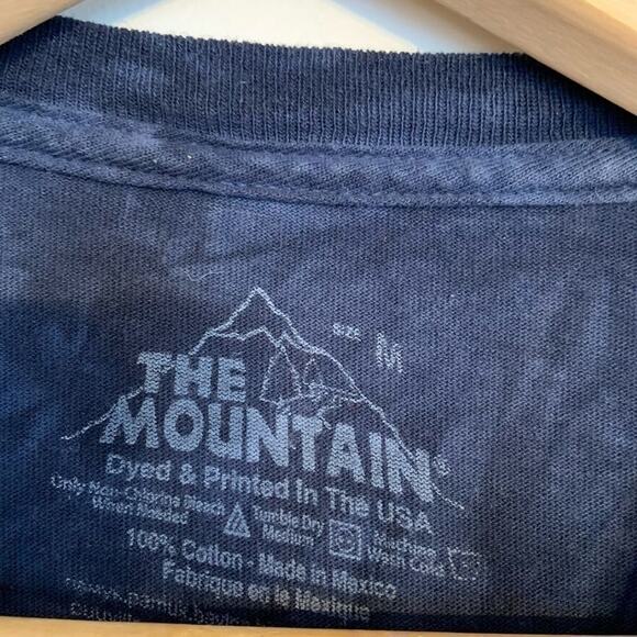 The Mountain Classic Soaring Eagle T-Shirt Tee Blue w/ Bird Graphic Mens Medium - Picture 2 of 3